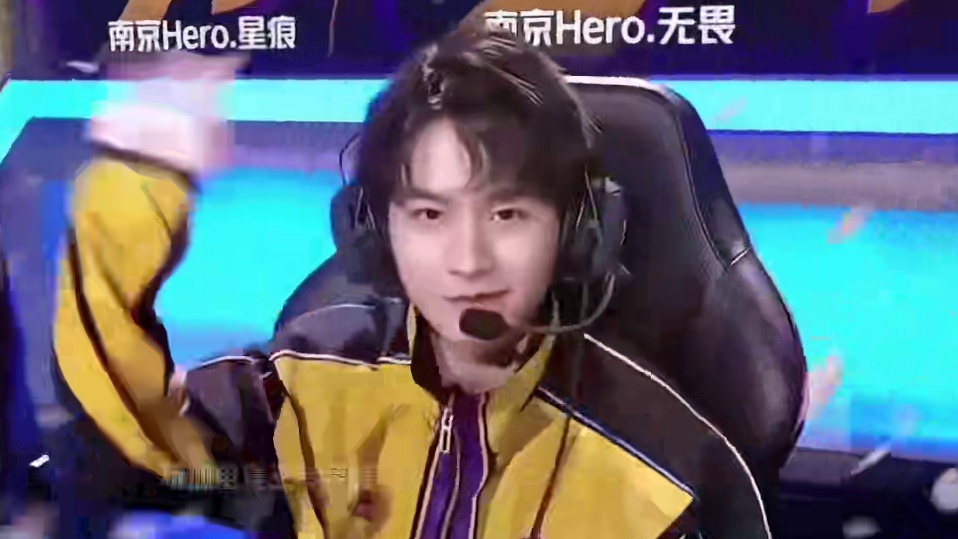 速撕开纵深 速撕开纵深