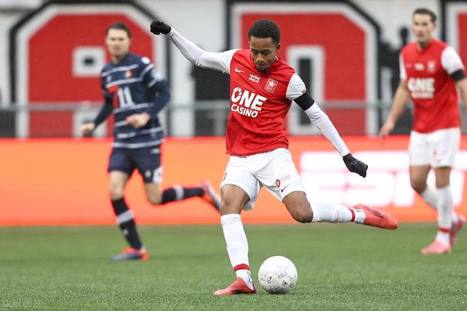 其余位置保 其余位置保