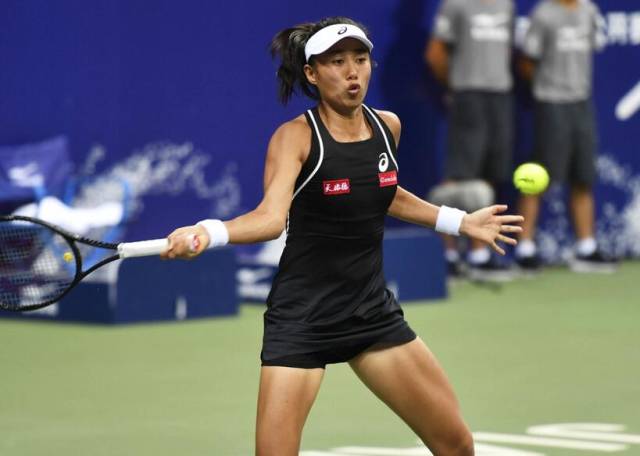 后腰回撤不 后腰回撤不